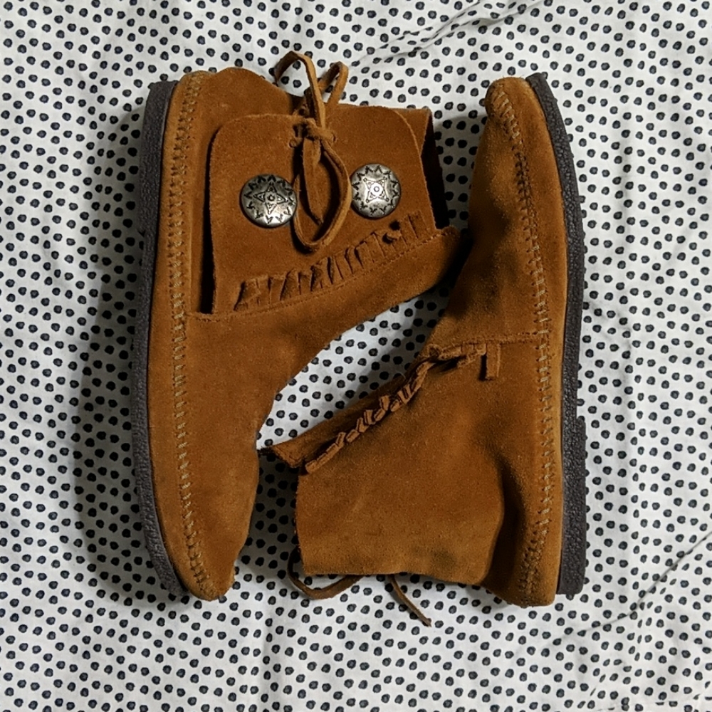 Men's Minnetonka Moccasin Boots